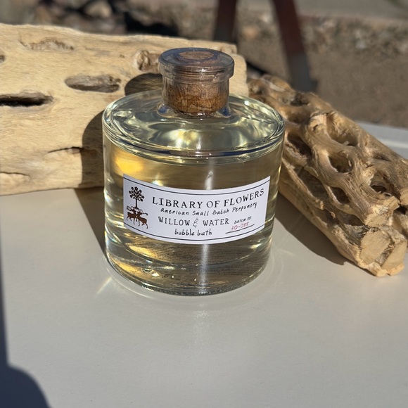 Library of Flowers Willow & Water Bubble Bath New - Picture 1 of 5